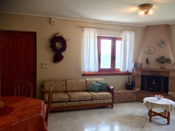 Mikro Katafygio Stavli Exterior photo